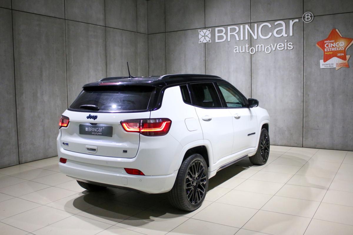 jeep-compass-2023-hibrido-a-gasolina-1332cc