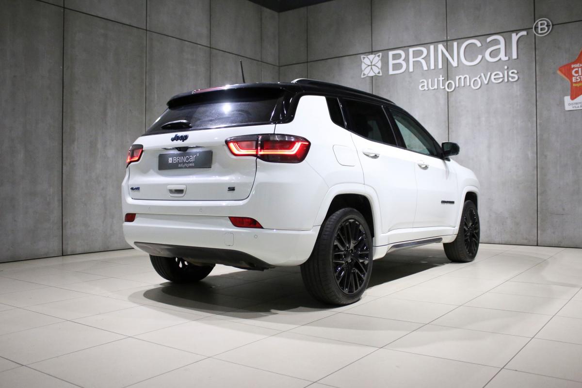 jeep-compass-2023-hibrido-a-gasolina-1332cc