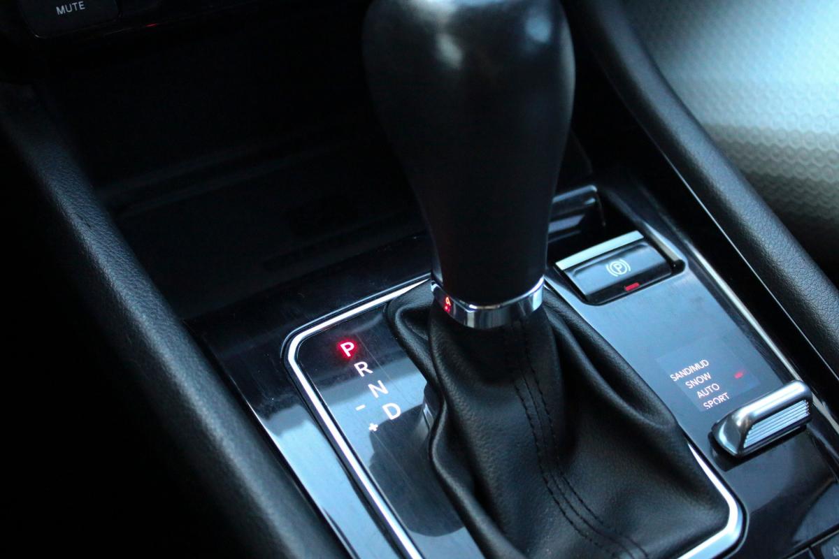 jeep-compass-2023-hibrido-a-gasolina-1332cc