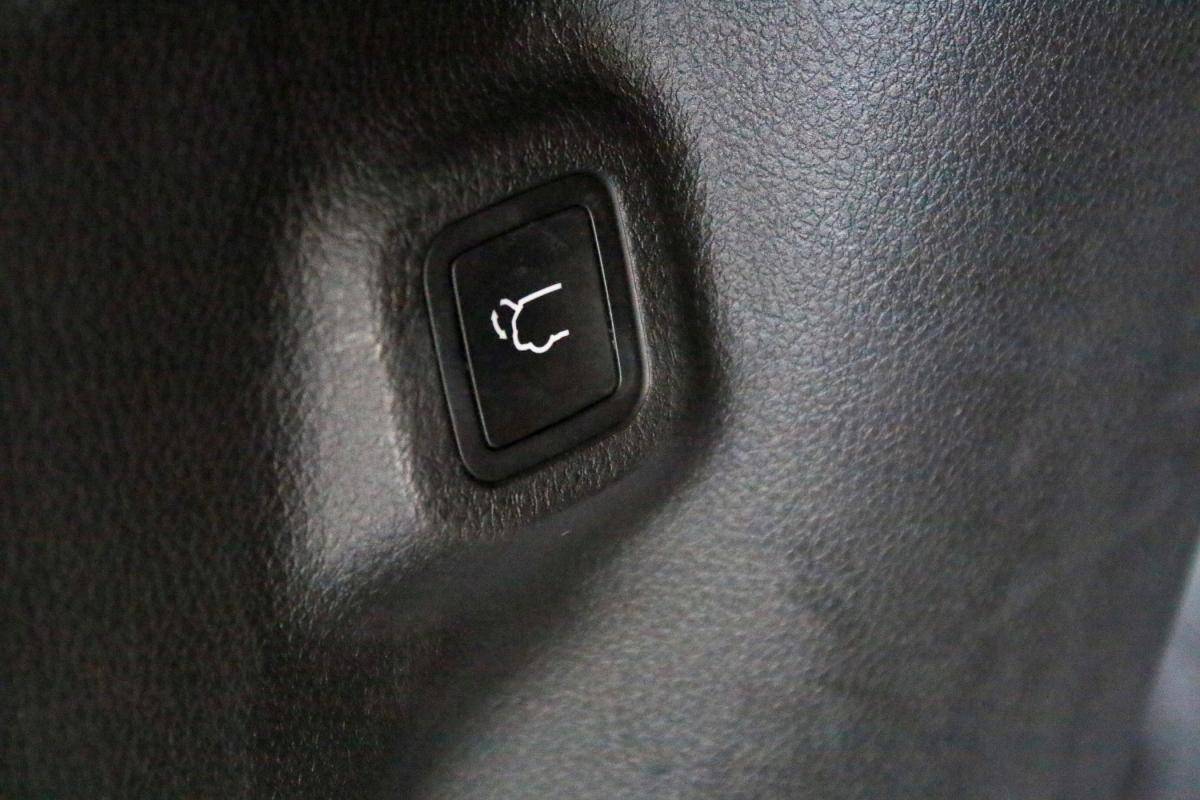 jeep-compass-2023-hibrido-a-gasolina-1332cc