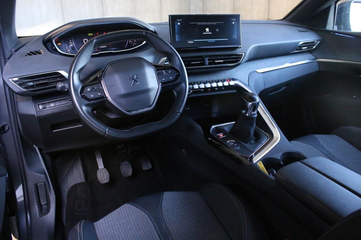 peugeot-5008-2023-gasolina-1199cc