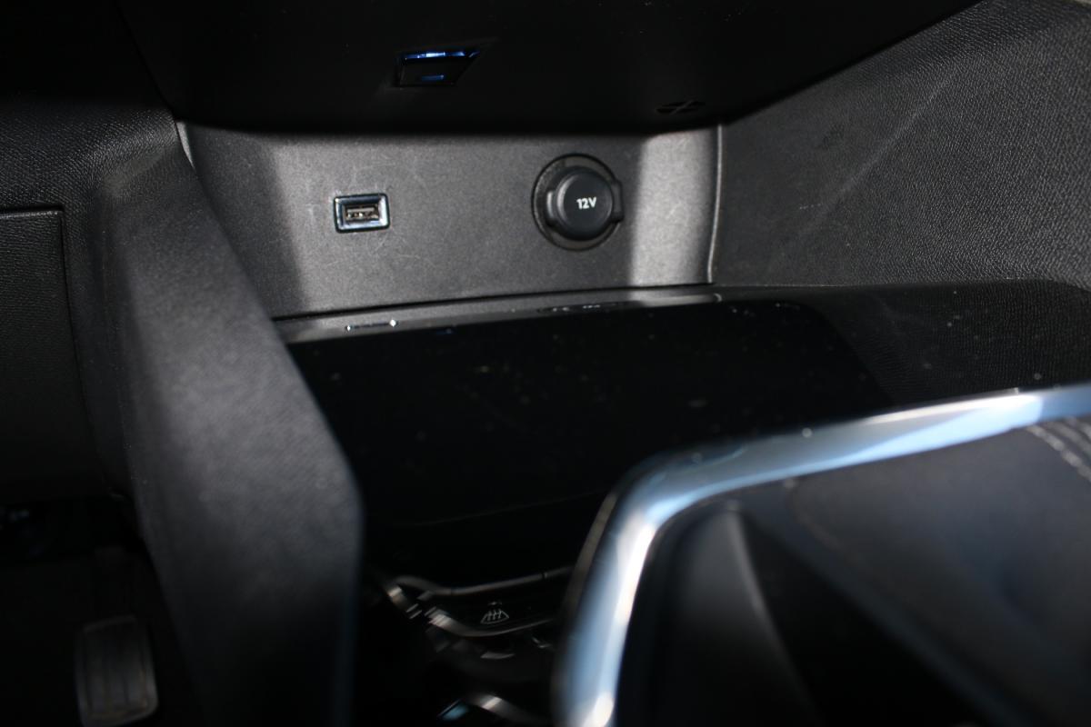 peugeot-5008-2023-gasolina-1199cc