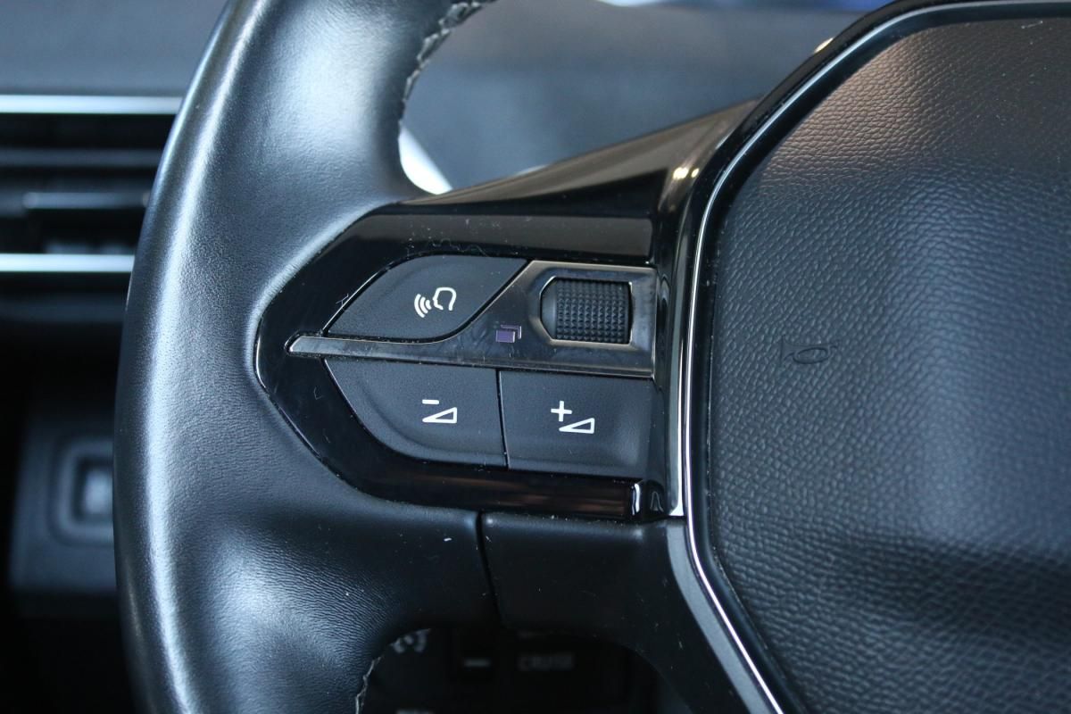 peugeot-5008-2023-gasolina-1199cc