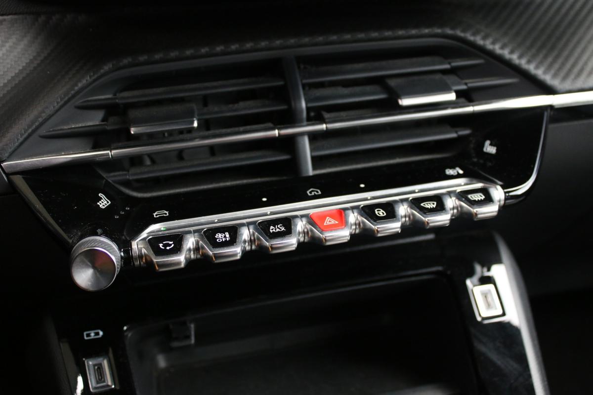 peugeot-2008-2024-gasolina-1199cc