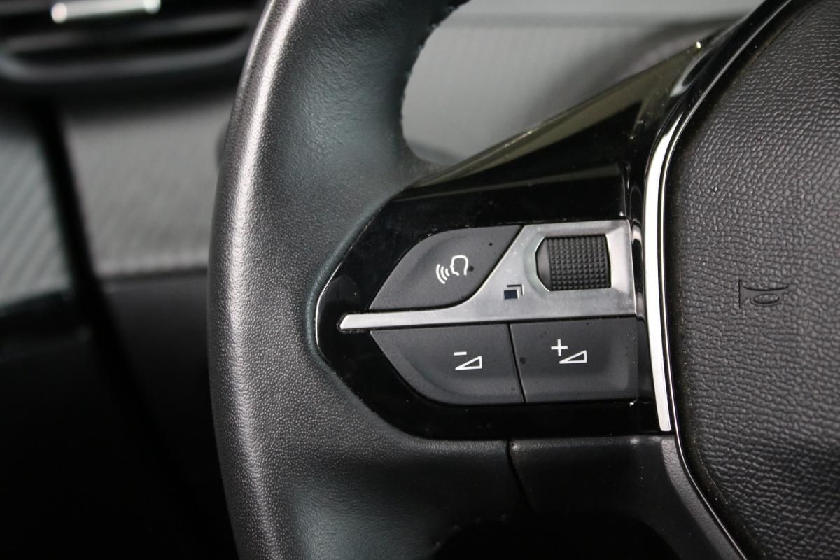 peugeot-2008-2024-gasolina-1199cc
