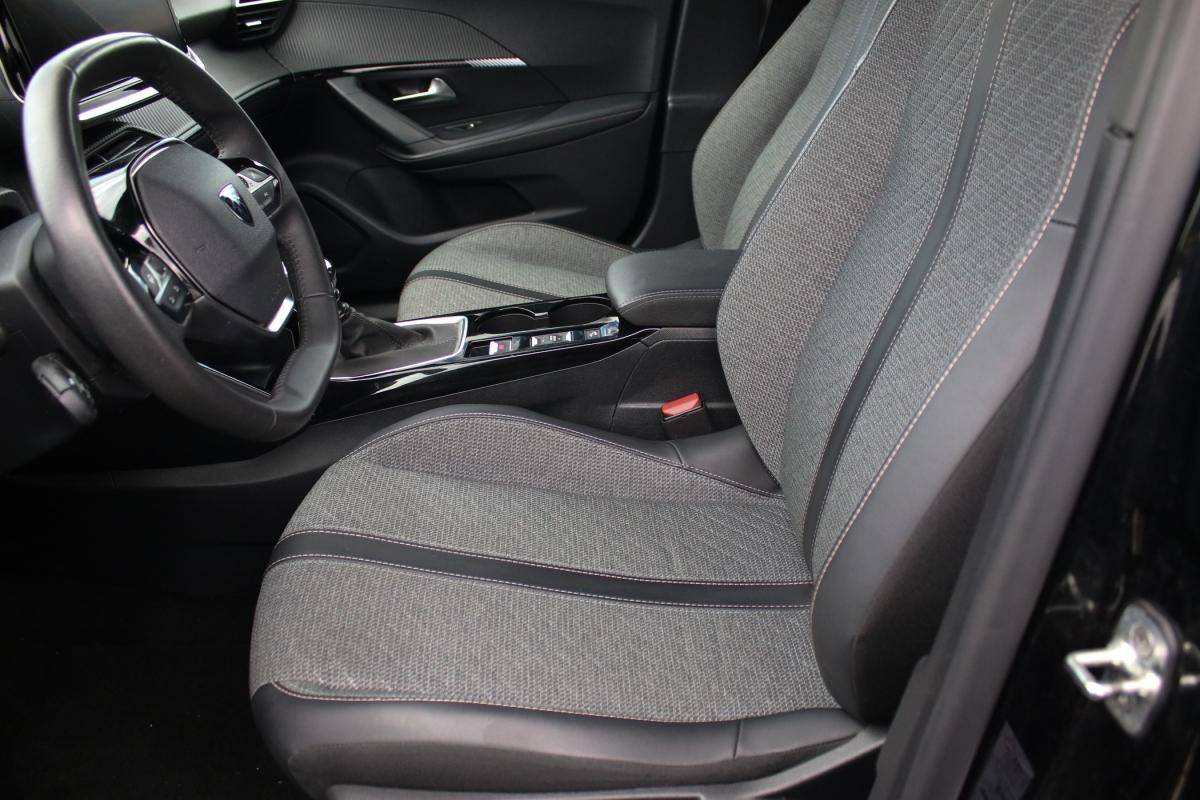 peugeot-2008-2024-gasolina-1199cc