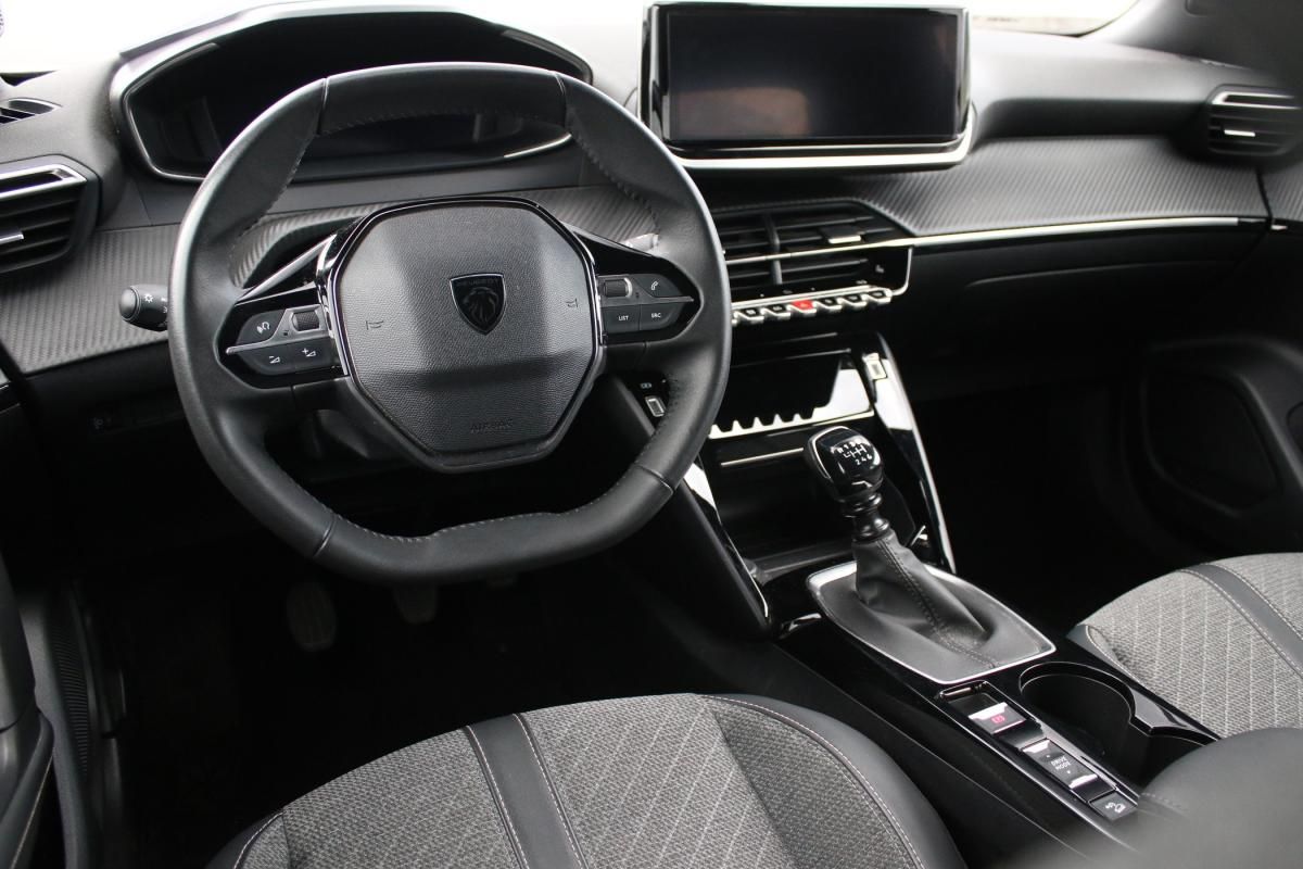 peugeot-2008-2024-gasolina-1199cc