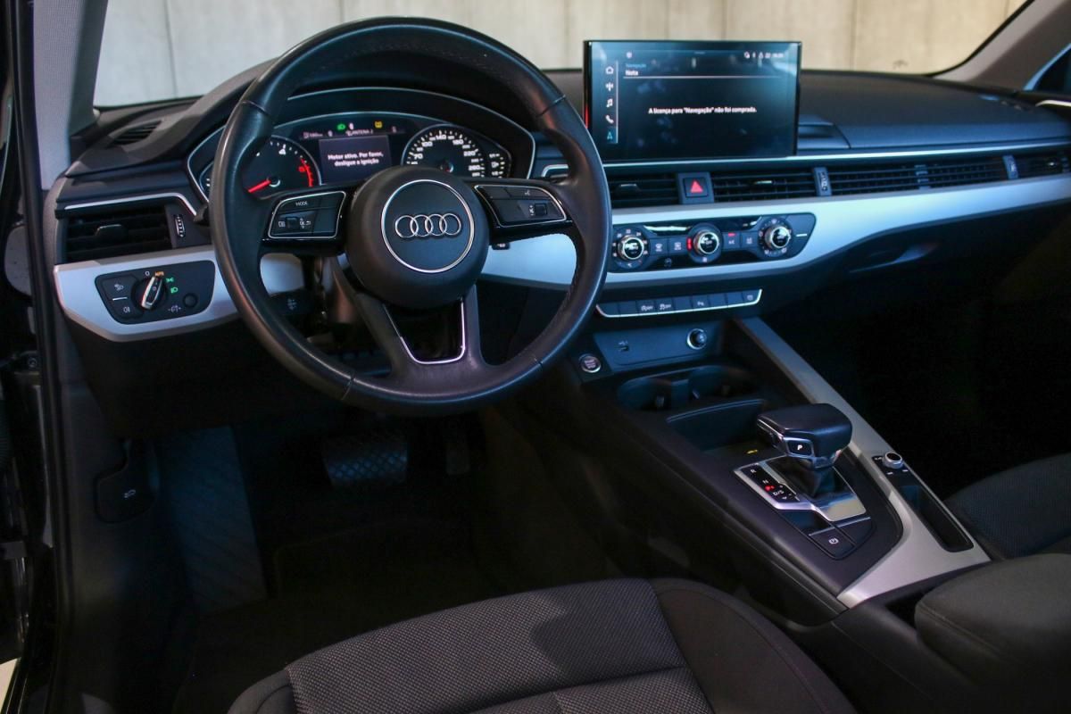 audi-a4-2022-diesel-1968cc