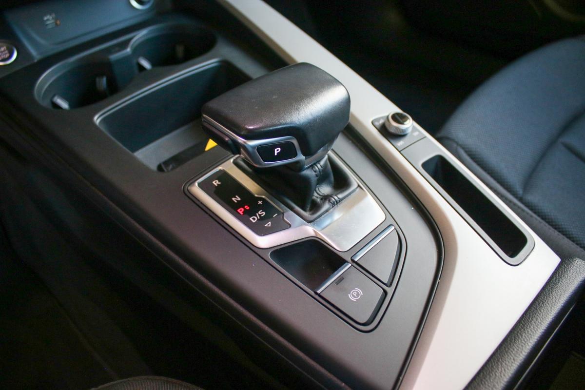 audi-a4-2022-diesel-1968cc