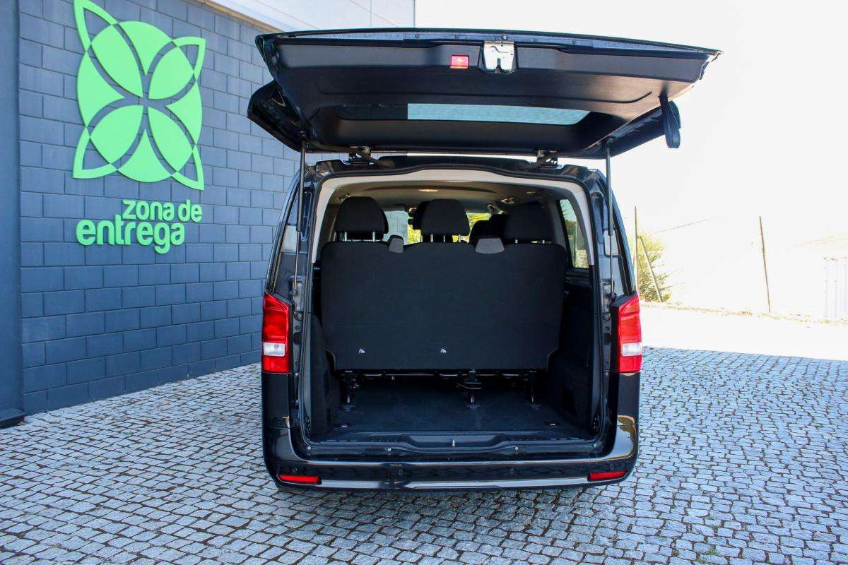 mercedes-benz-vito-2023-diesel-1950cc