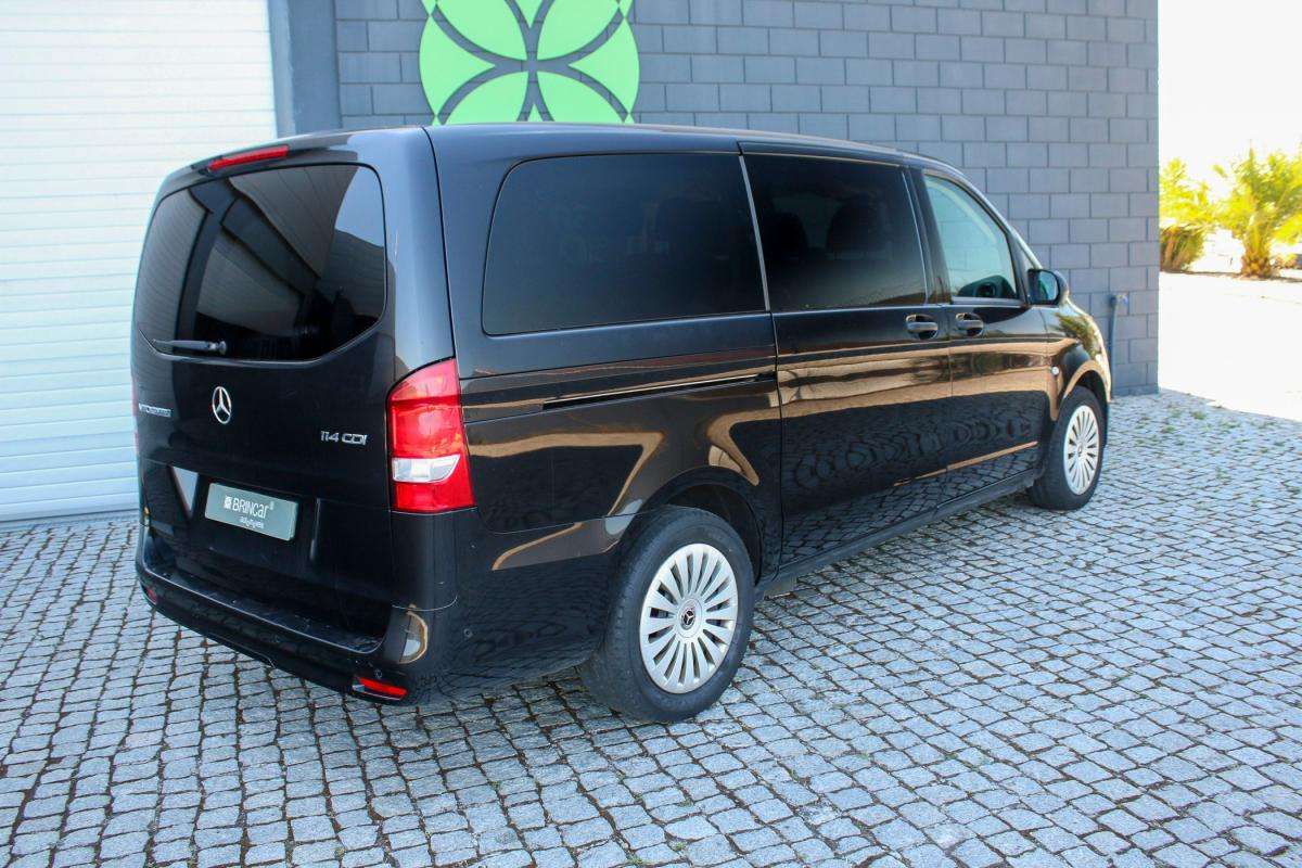 mercedes-benz-vito-2023-diesel-1950cc