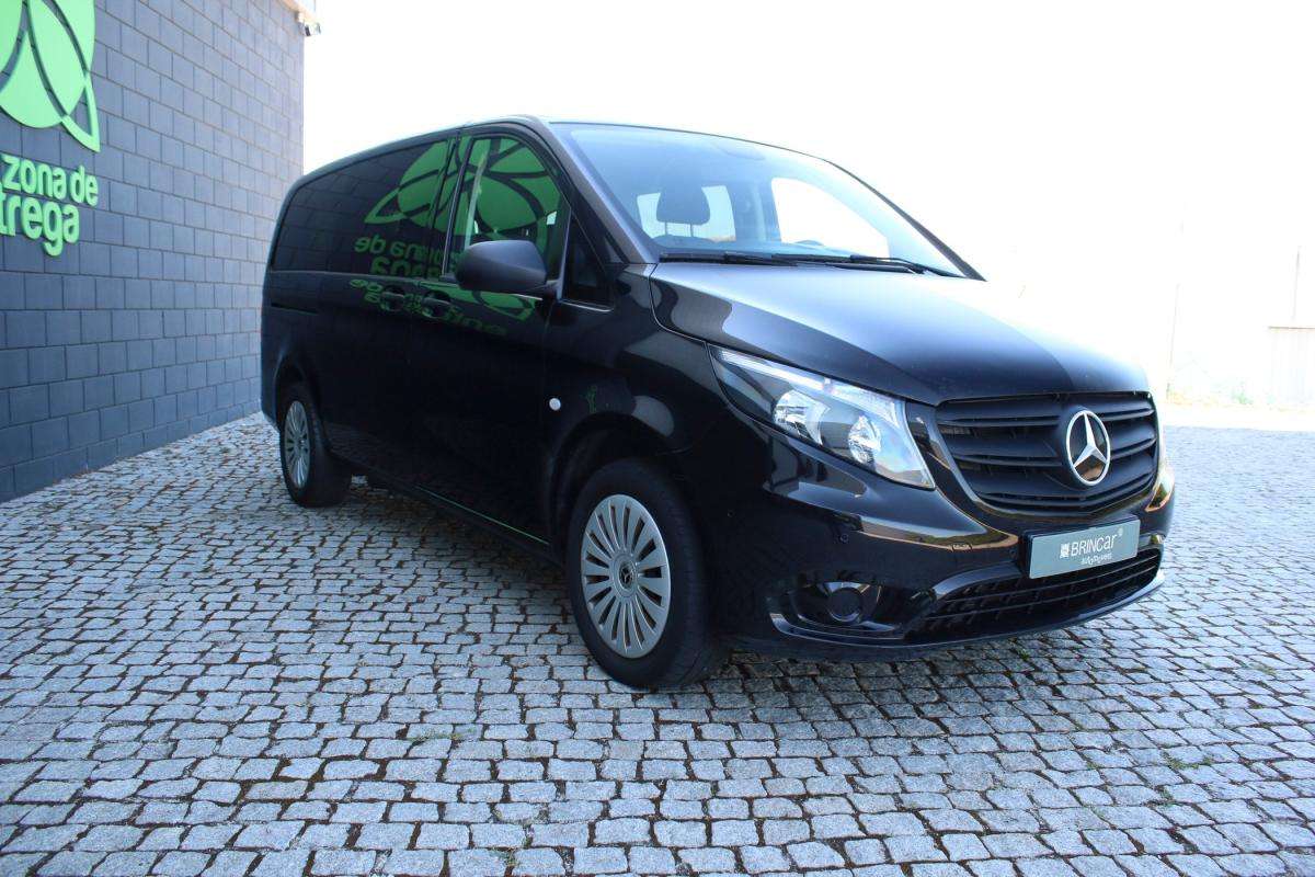 mercedes-benz-vito-2023-diesel-1950cc
