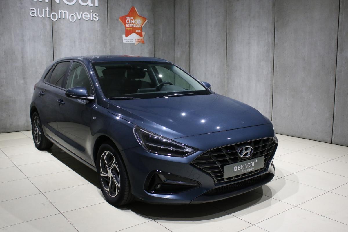 hyundai-i30-2023-gasolina-998cc
