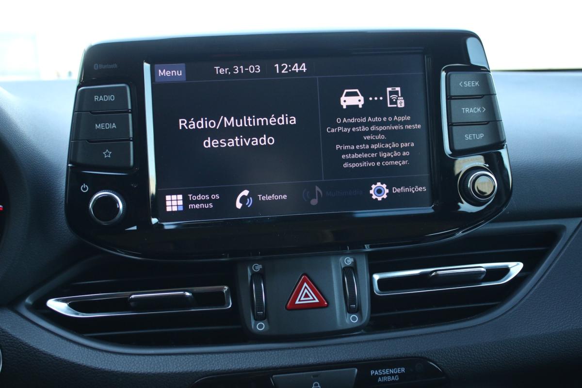 hyundai-i30-2023-gasolina-998cc