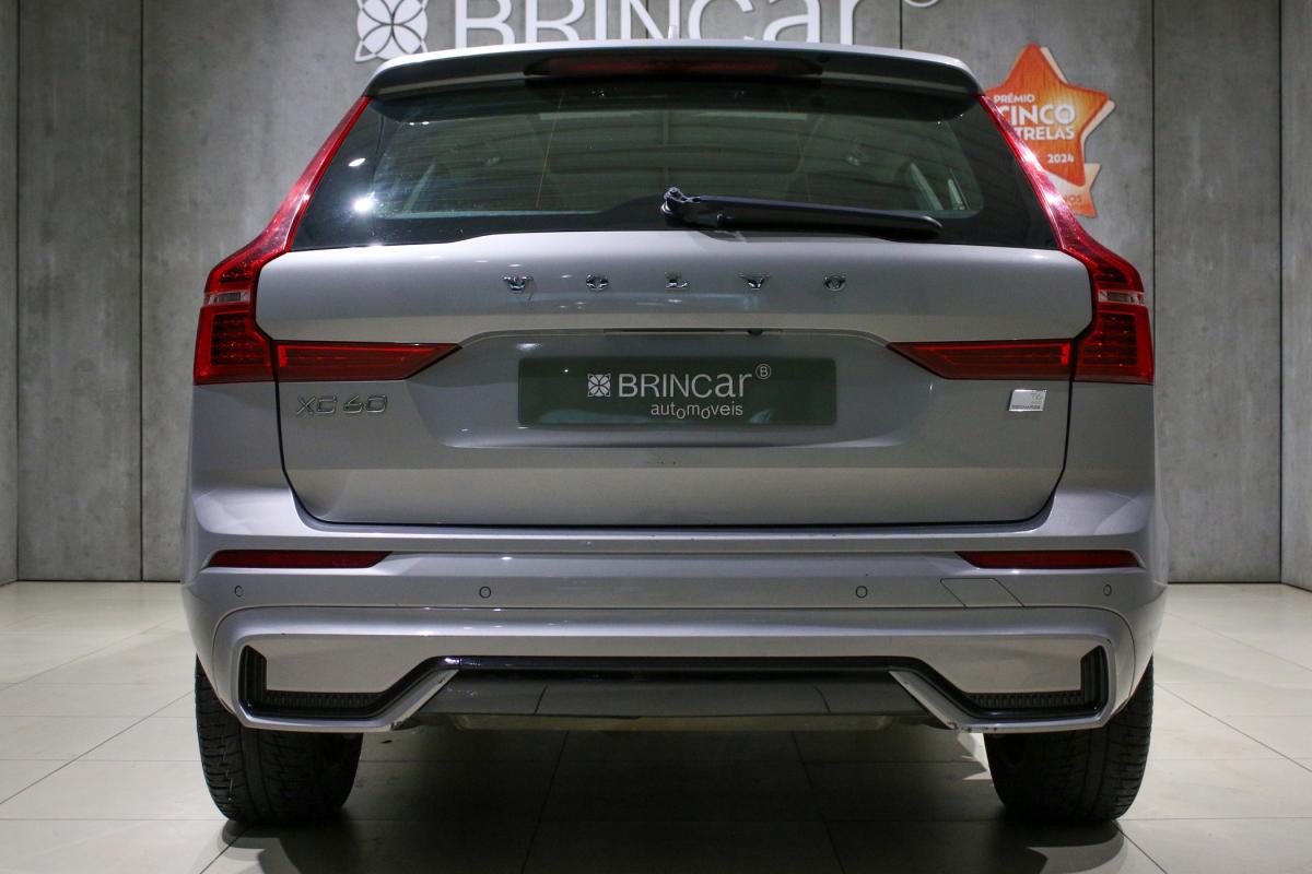 volvo-xc60-2023-hibrido-a-gasolina-1969cc