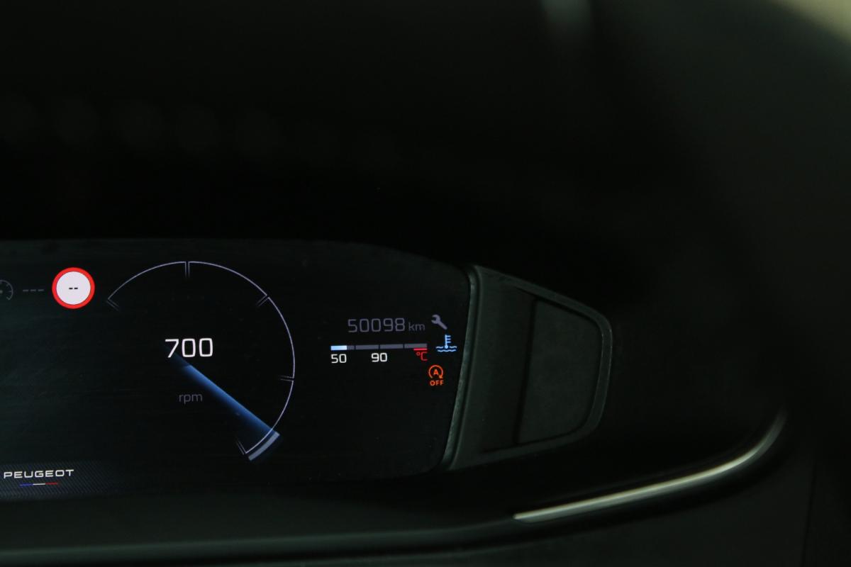 peugeot-2008-2024-gasolina-1199cc