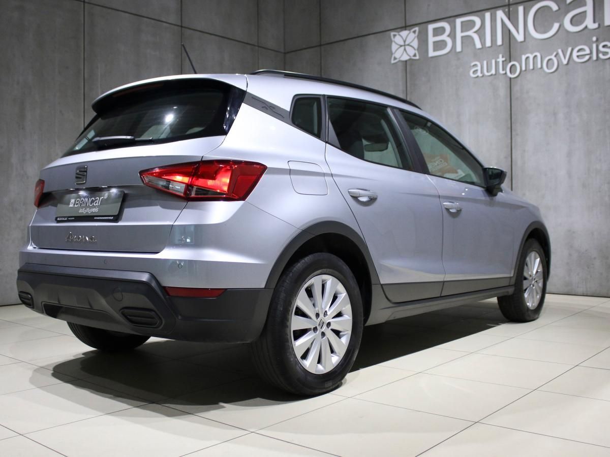 seat-arona-2023-gasolina-999cc