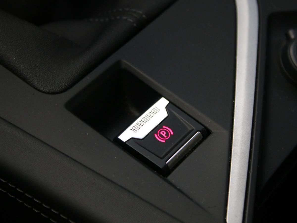 peugeot-308-2024-gasolina-1199cc