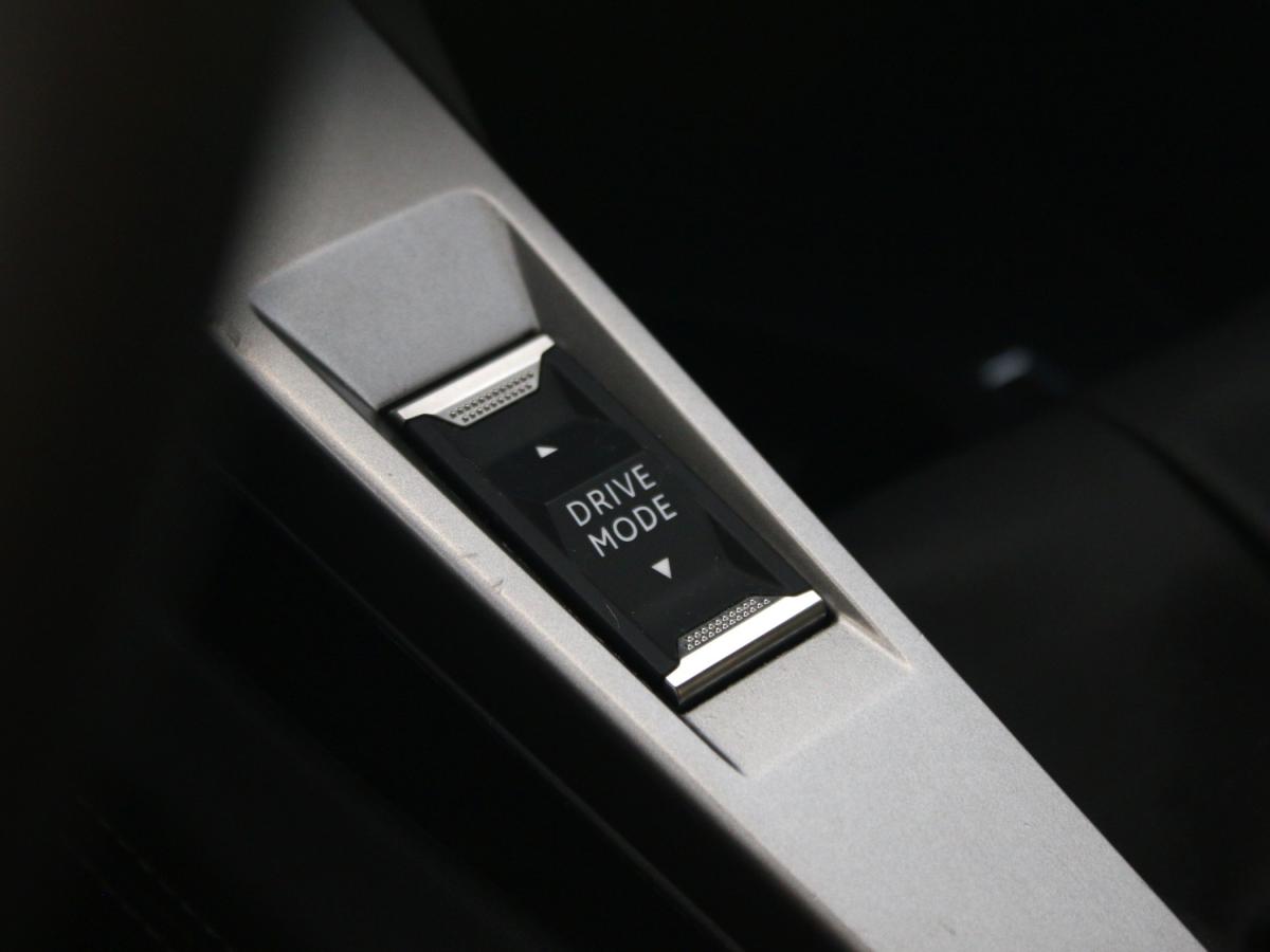 peugeot-308-2024-gasolina-1199cc