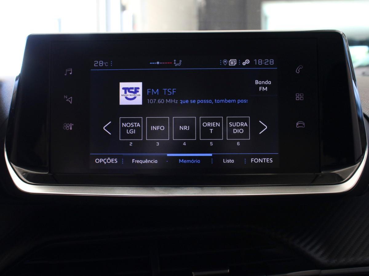 peugeot-208-2023-gasolina-1199cc