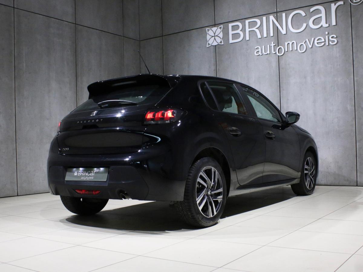 peugeot-208-2023-gasolina-1199cc