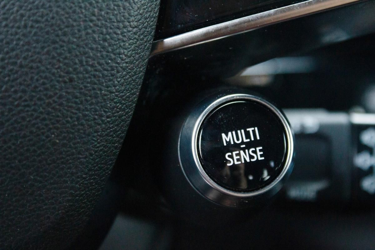 renault-espace-2024-hibrido-a-gasolina-1199cc