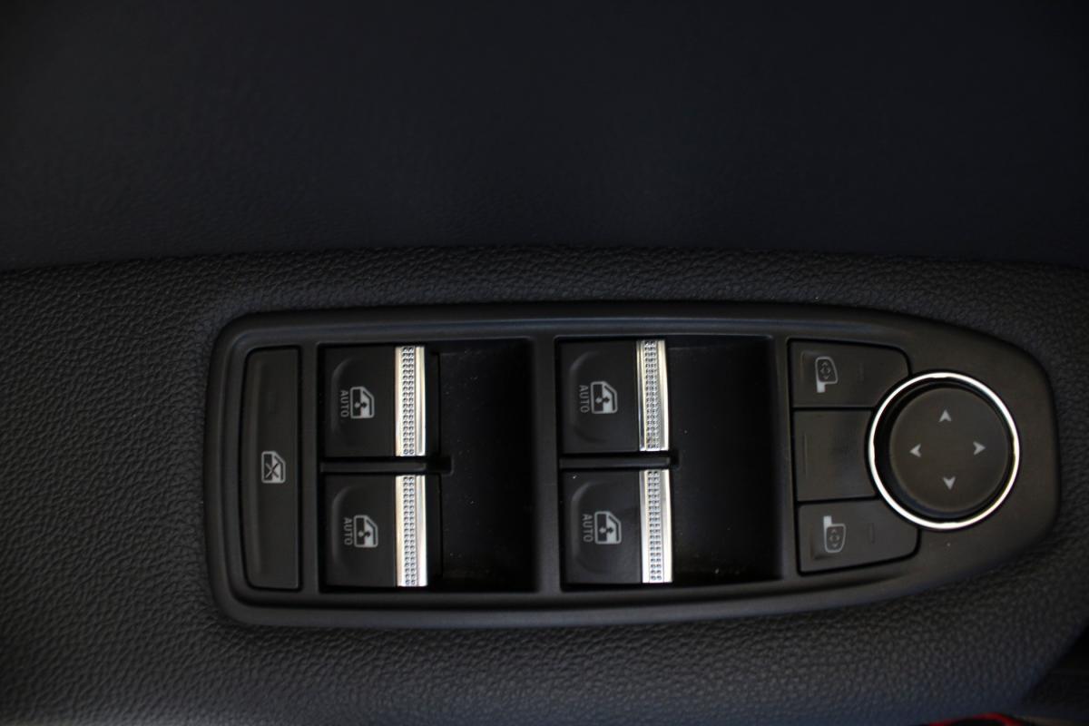 renault-captur-2023-gasolina-999cc