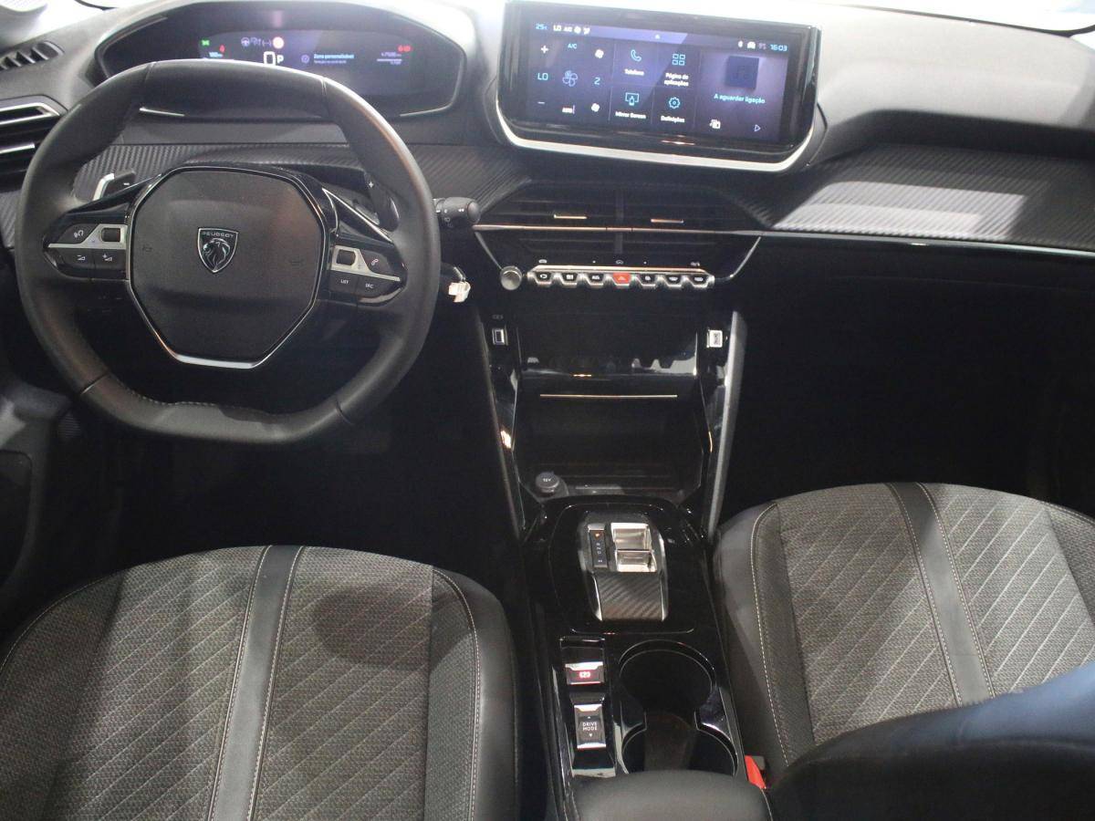 peugeot-208-2025-gasolina-1199cc