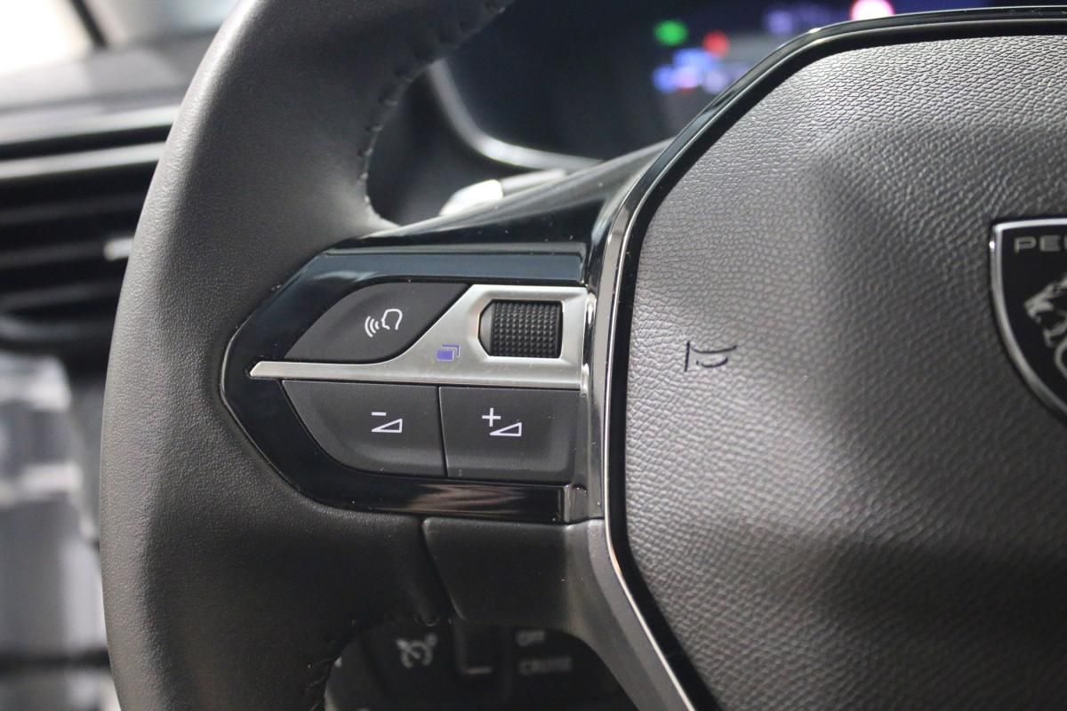 peugeot-208-2025-gasolina-1199cc