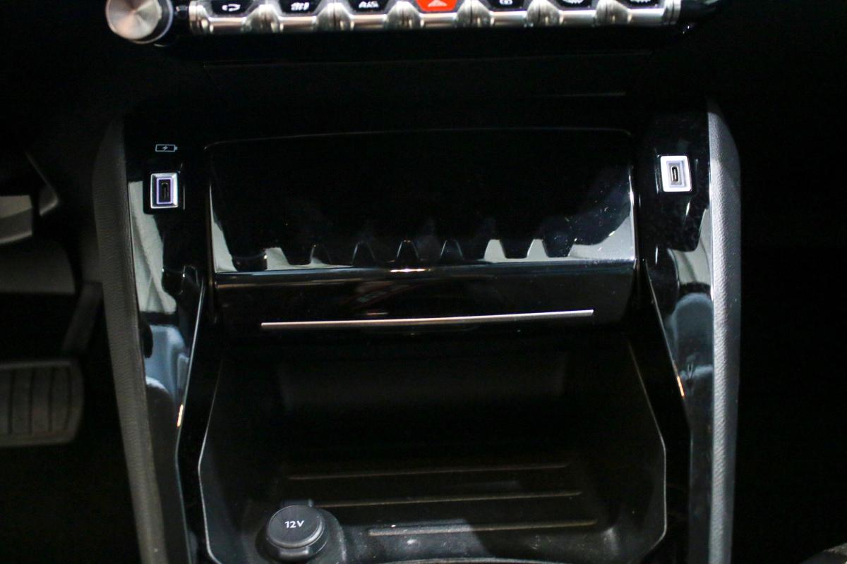 peugeot-208-2025-gasolina-1199cc