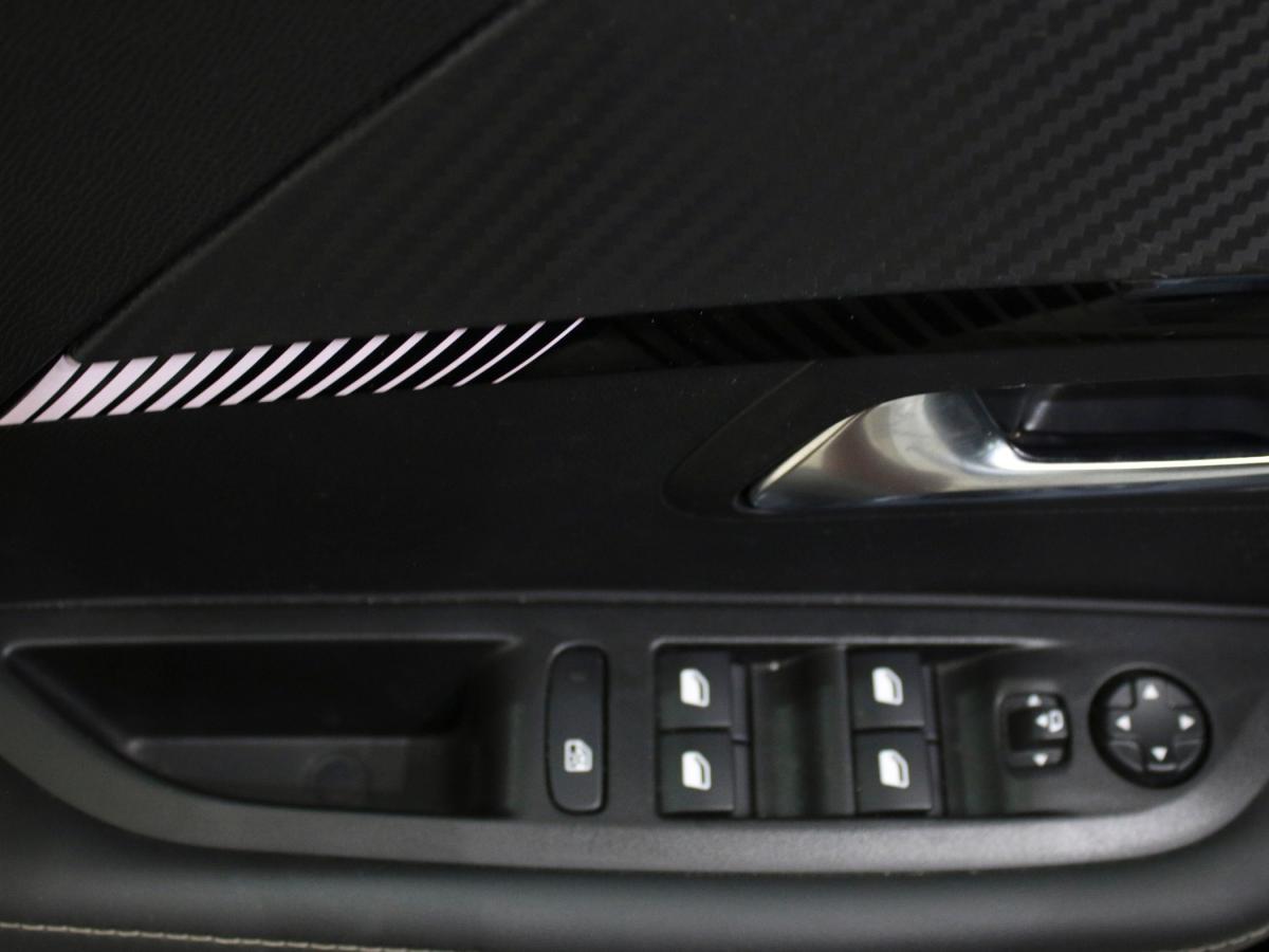 peugeot-208-2025-gasolina-1199cc
