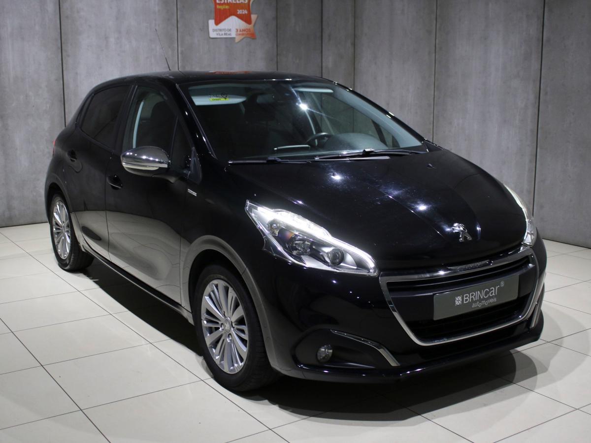 peugeot-208-2017-gasolina-1199cc