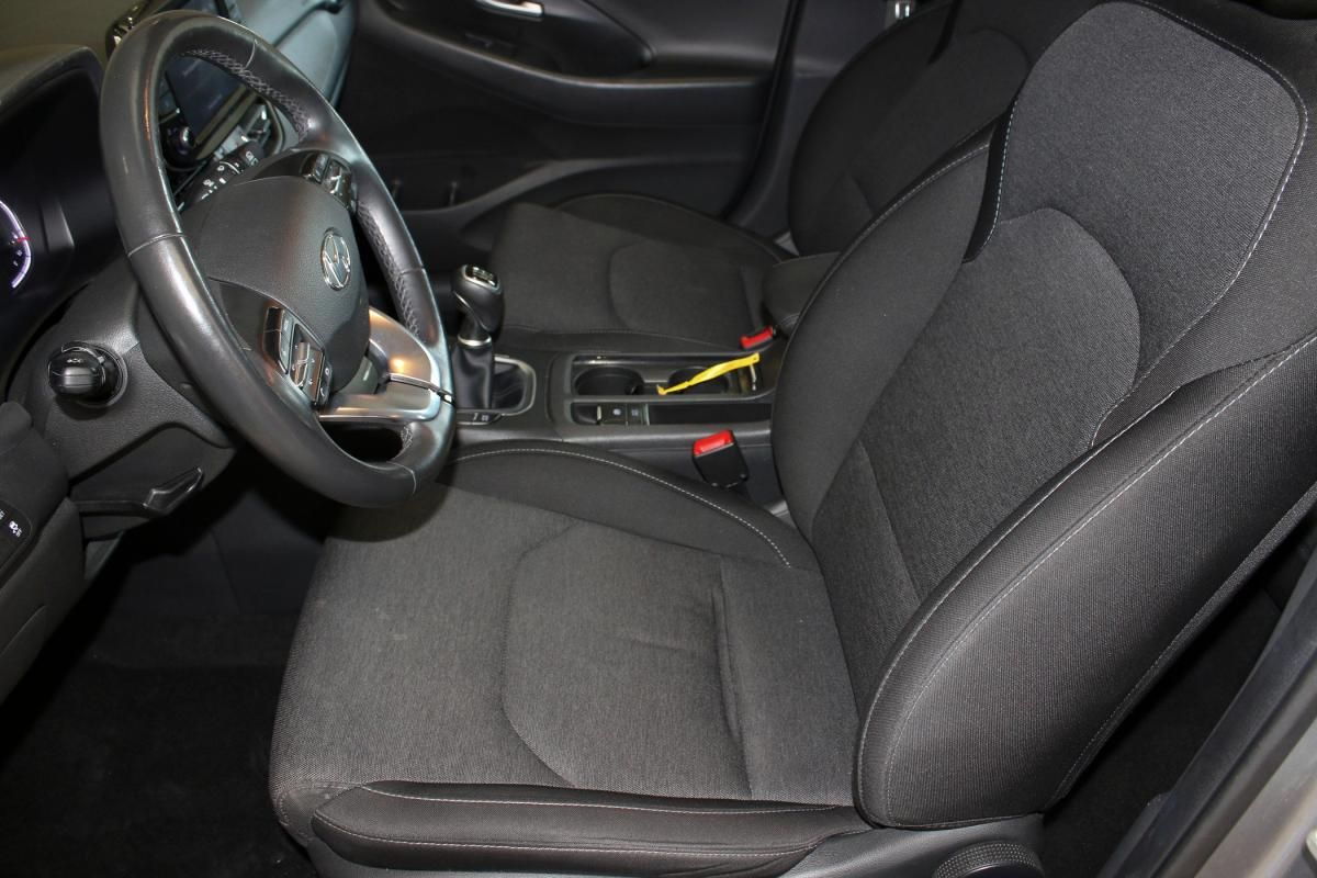 hyundai-i30-sw-2023-gasolina-998cc