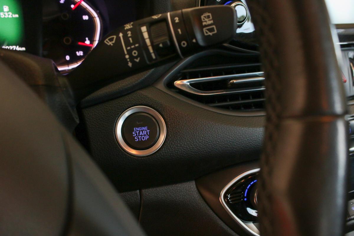 hyundai-i30-sw-2023-gasolina-998cc