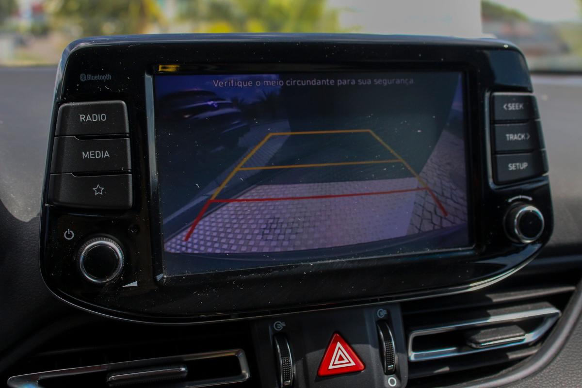 hyundai-i30-sw-2023-gasolina-998cc