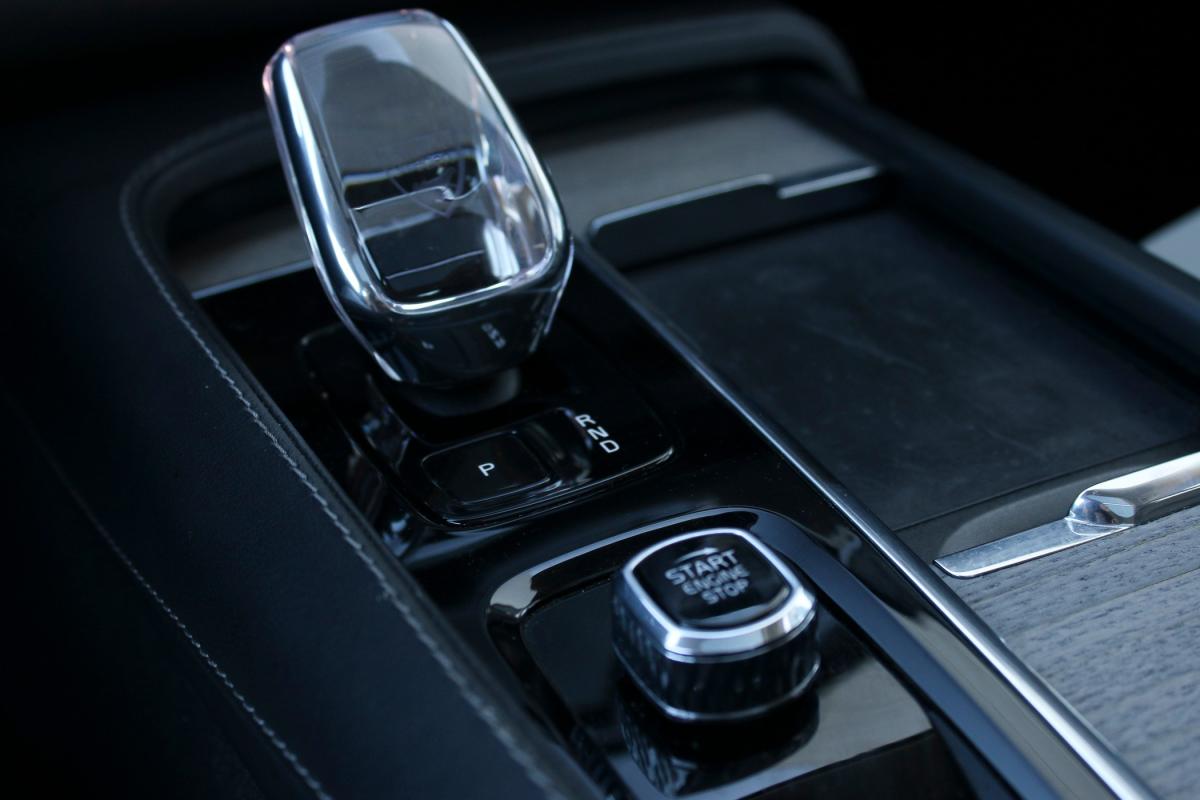 volvo-xc90-2023-hibrido-a-gasolina-1969cc