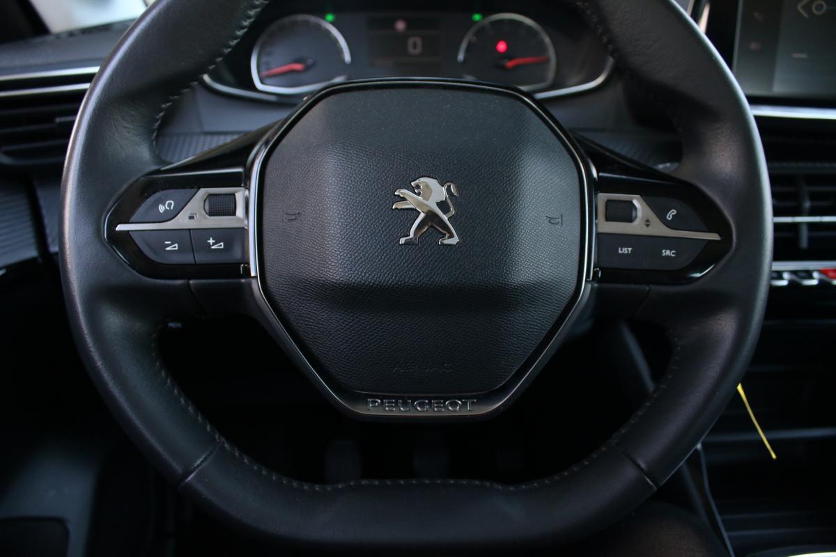 peugeot-208-2022-gasolina-1199cc