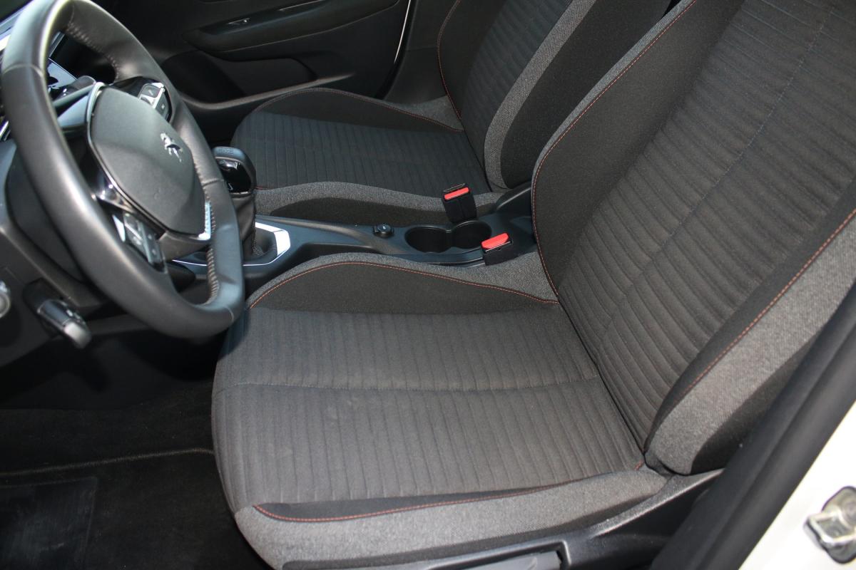 peugeot-208-2022-gasolina-1199cc