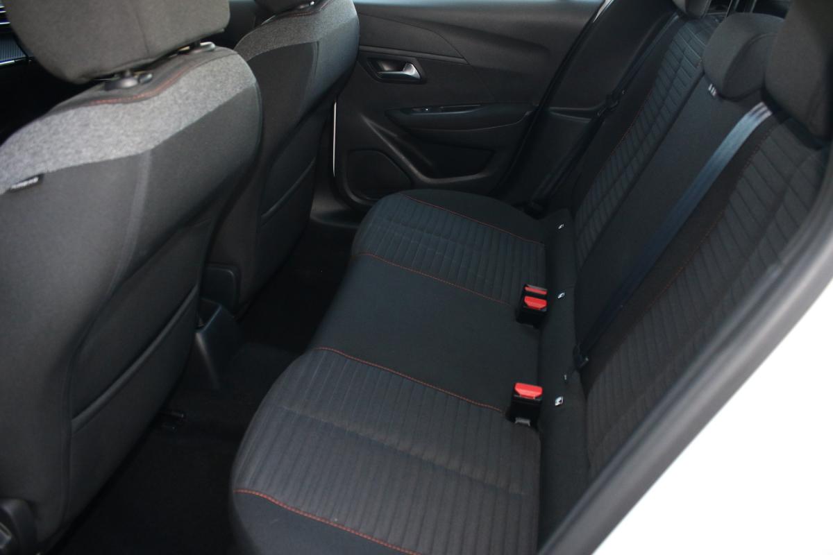 peugeot-208-2022-gasolina-1199cc