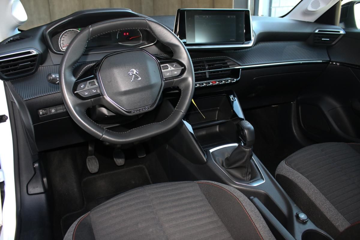 peugeot-208-2022-gasolina-1199cc