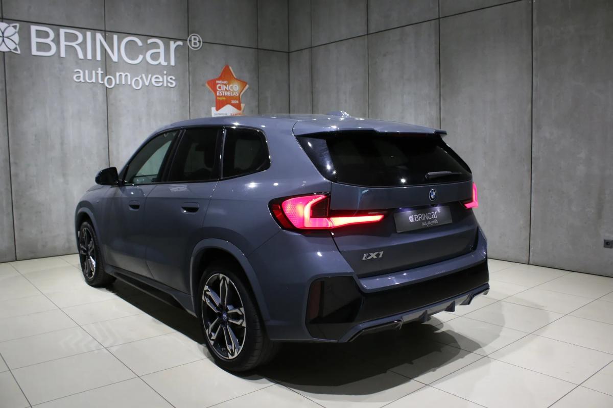 bmw-ix-2023-eletrico-500cc