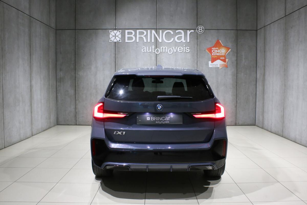 bmw-ix-2023-eletrico-500cc