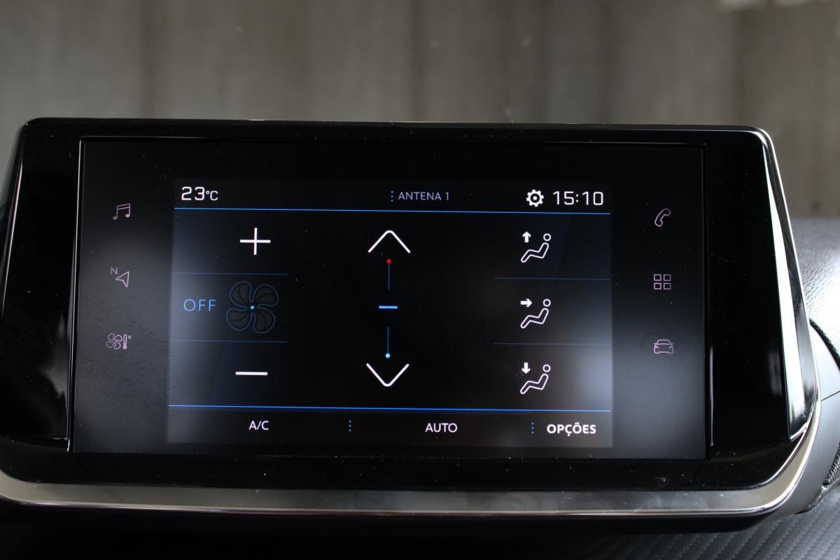 peugeot-208-2023-gasolina-1199cc