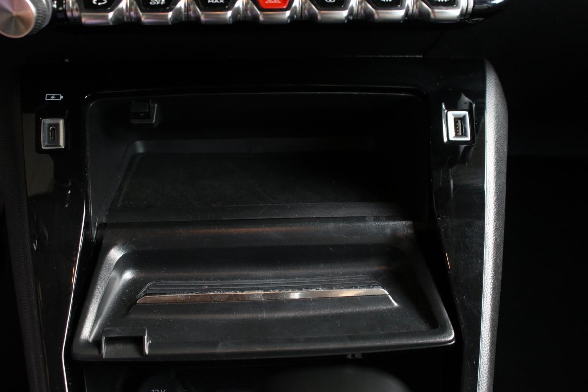 peugeot-208-2023-gasolina-1199cc