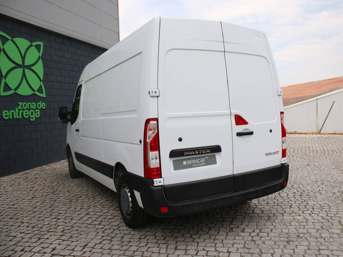 renault-master-2023-diesel-2299cc