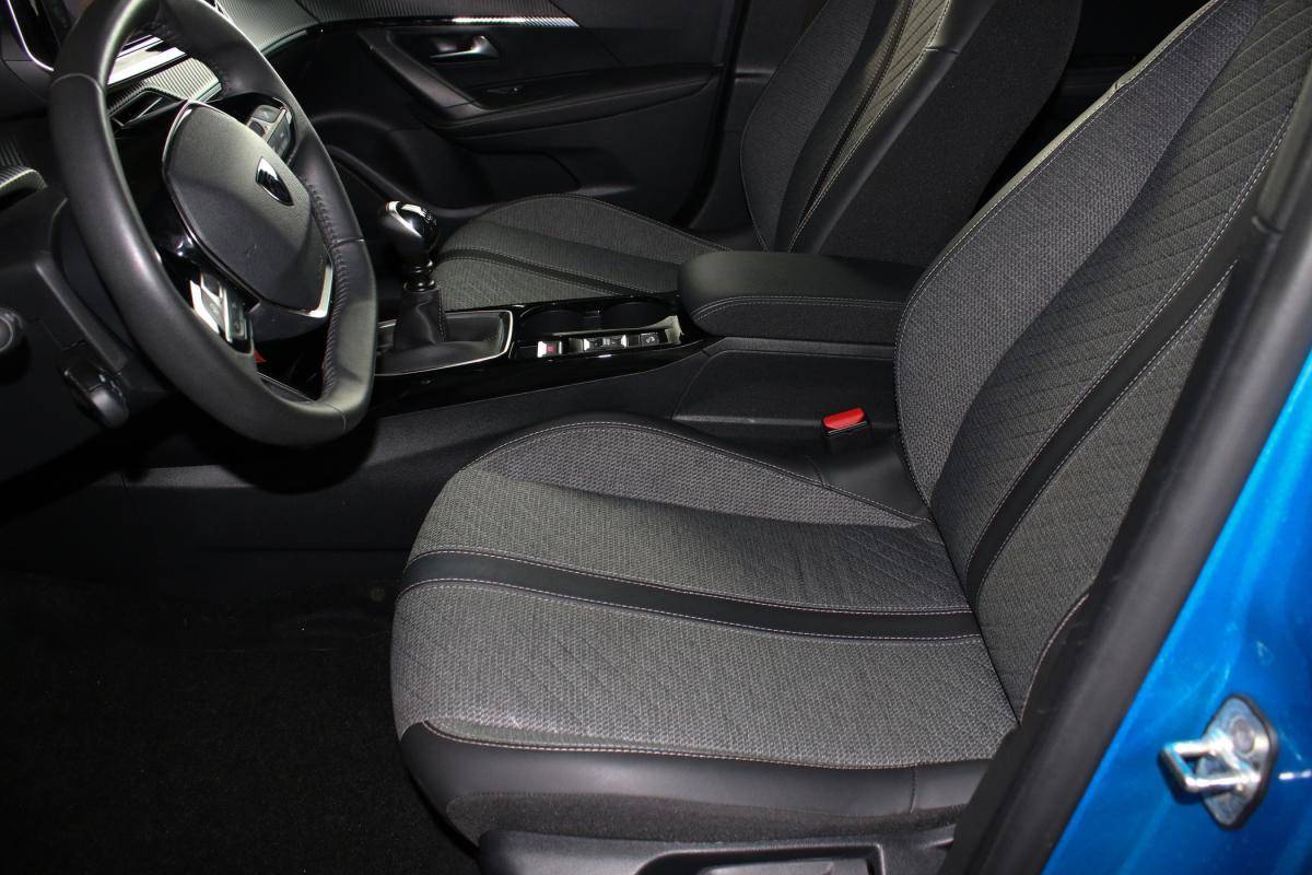 peugeot-2008-2024-gasolina-1199cc