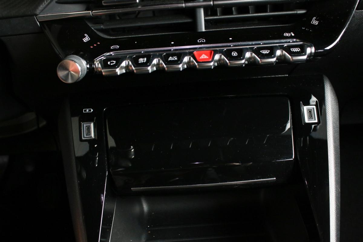 peugeot-2008-2024-gasolina-1199cc