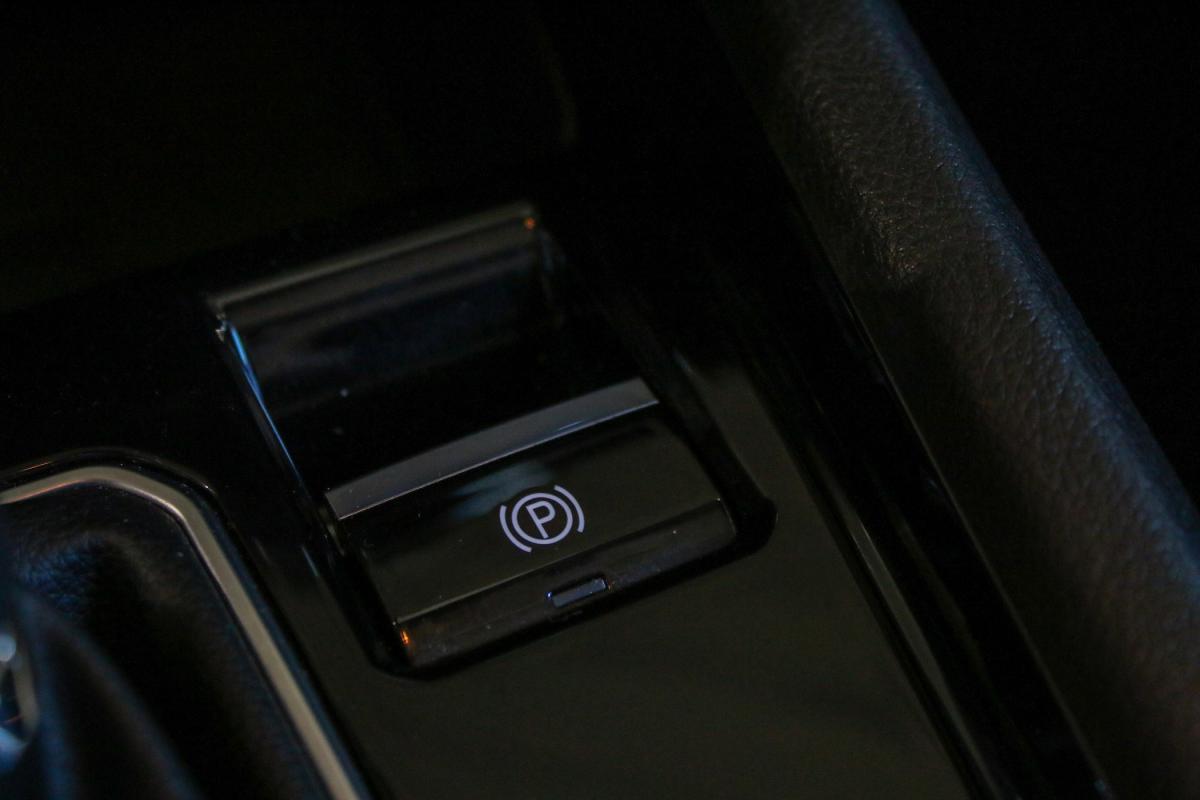 jeep-compass-2023-hibrido-a-gasolina-1332cc