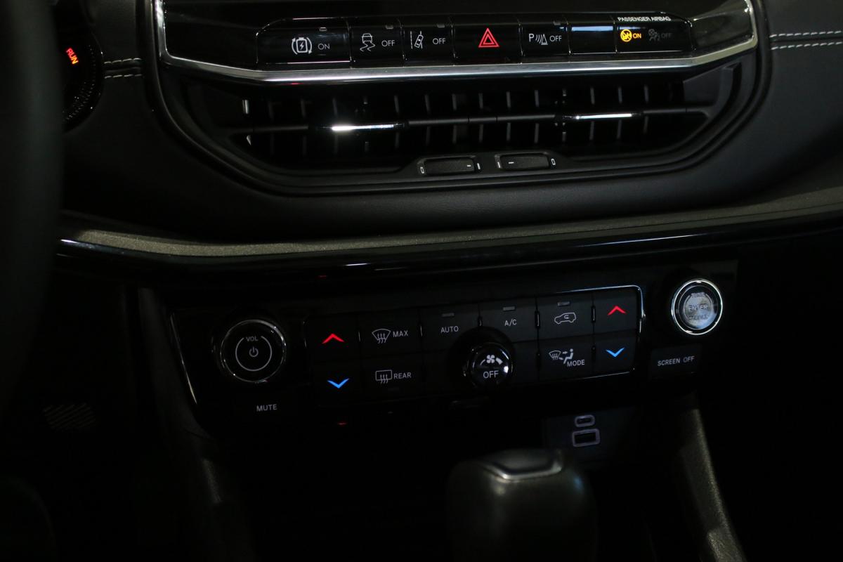 jeep-compass-2023-hibrido-a-gasolina-1332cc