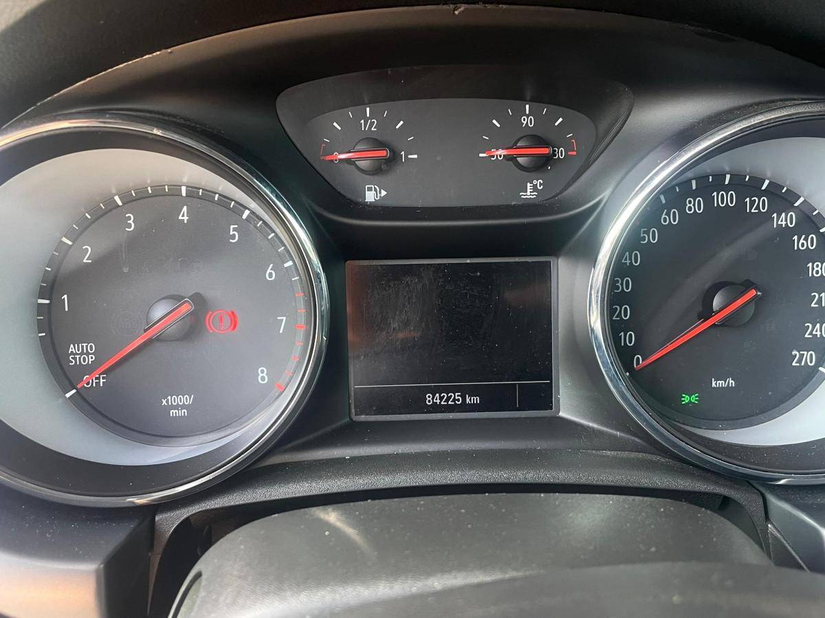 opel-astra-2019-gasolina-999cc